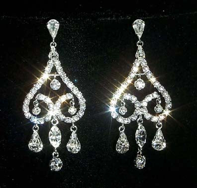 #12327 Romantic Chandelier Earring