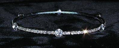 #15093 - Studded Rhinestone Bangle