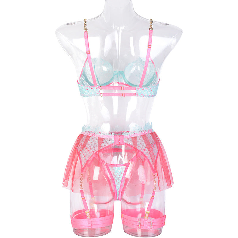 Contrasting Color Bra Set with Metal Chain Strap Back View