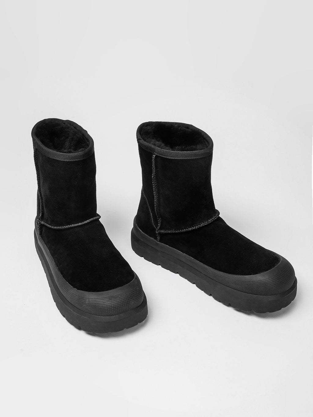 Women's leather boots