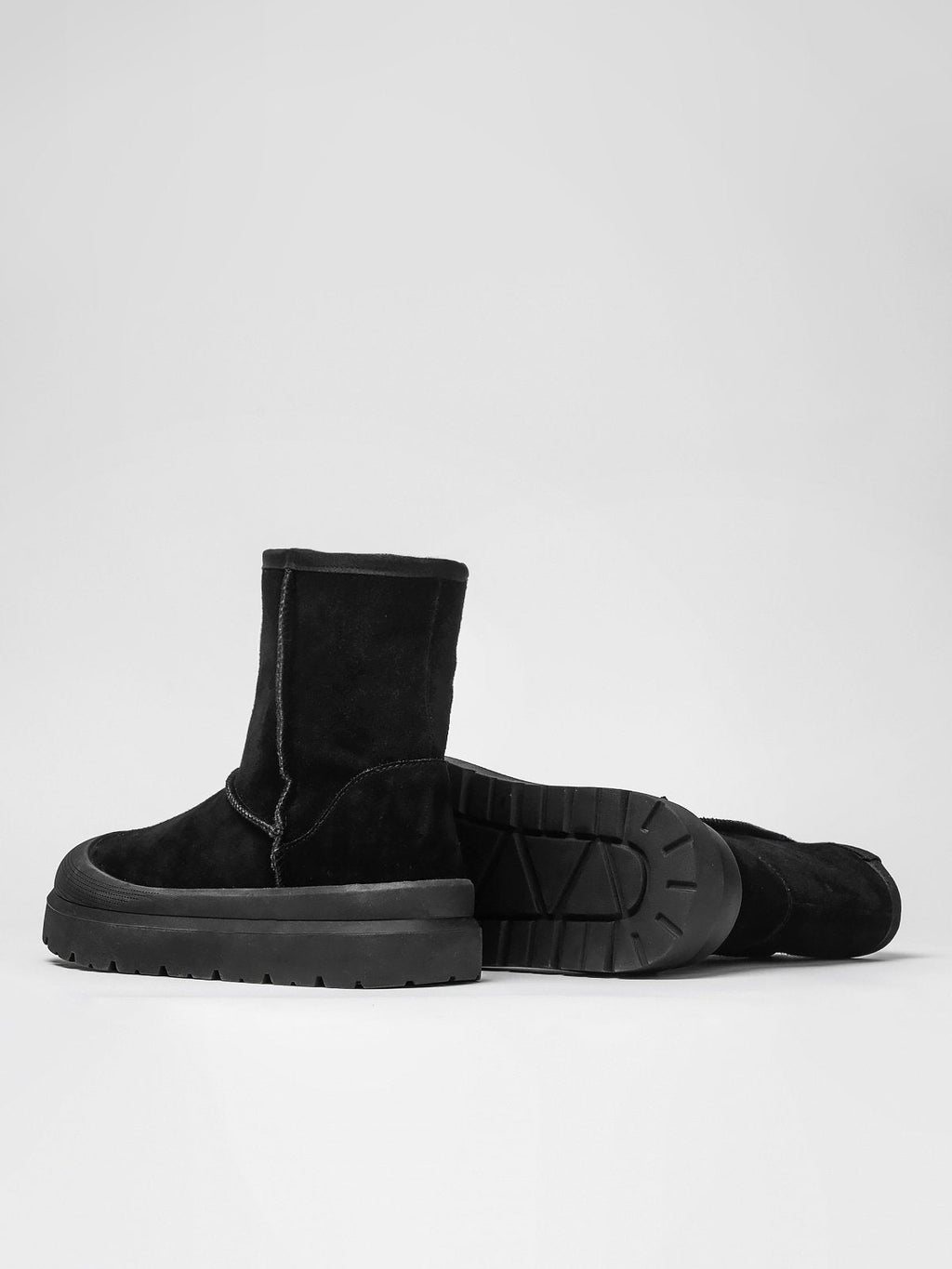 Women's leather boots