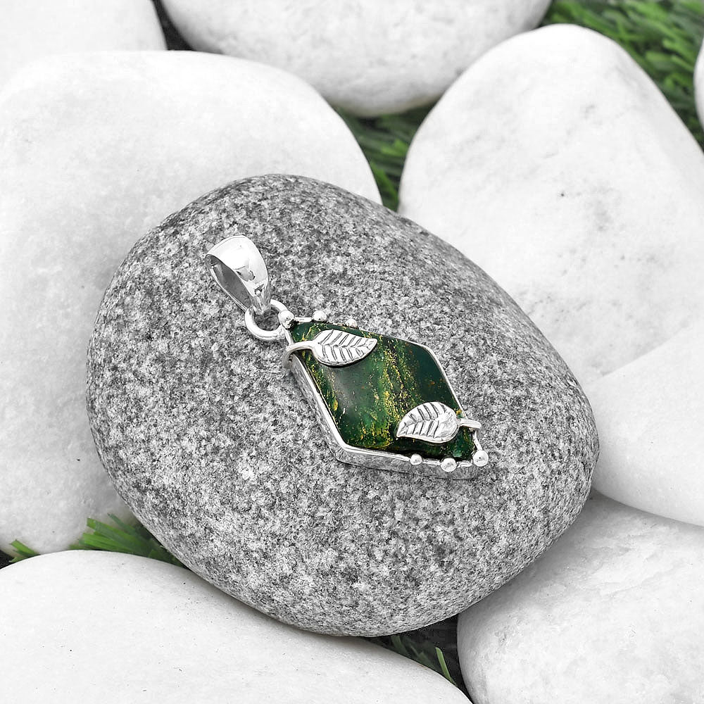 Natural Green Fuchsite Pendant P-1226 SDP140595